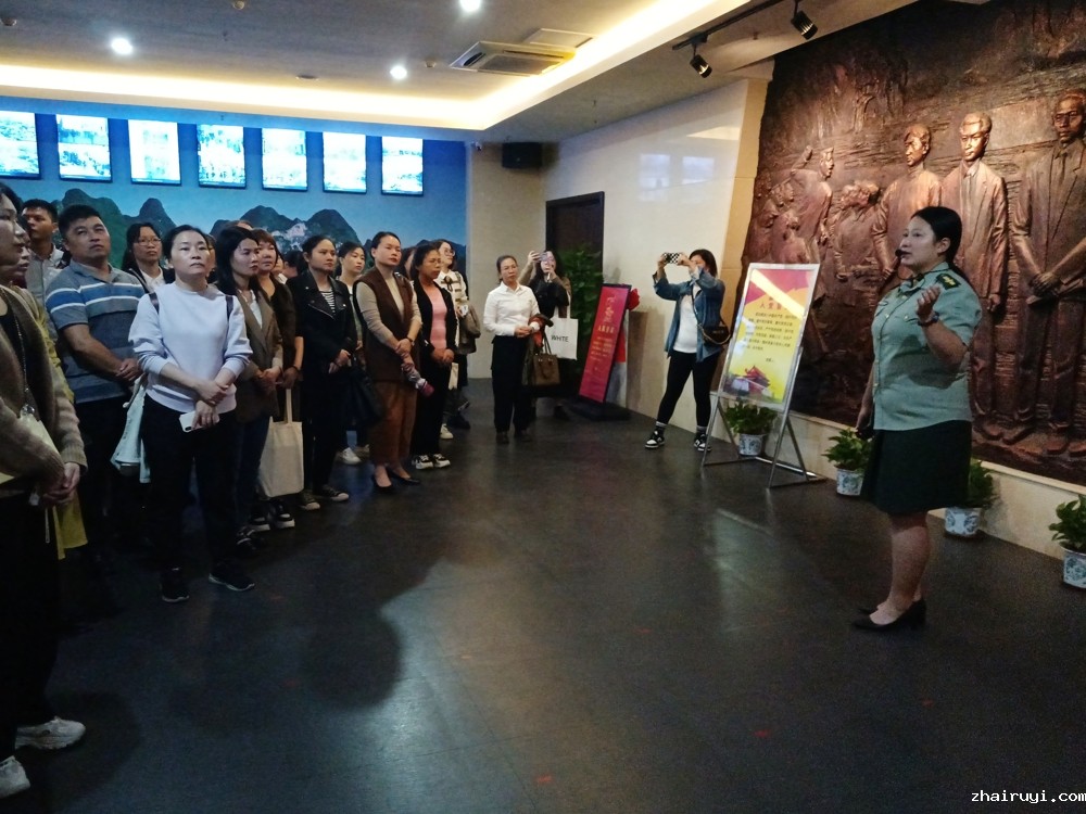 ff50b87db0a74787b74080334146f0bf.jpg ff50b87db0a74787b74080334146f0bf.jpg