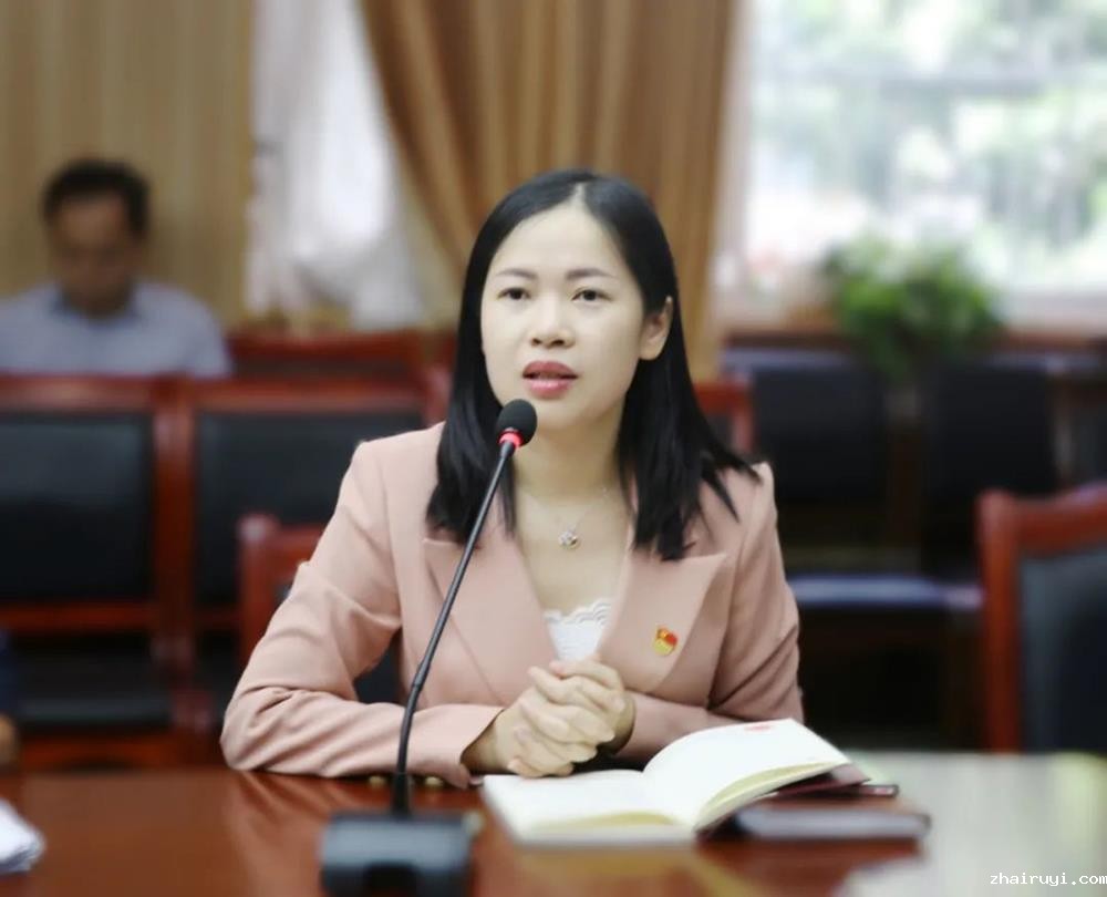 cfb983ea2360405982111661b26ad4ac.jpg cfb983ea2360405982111661b26ad4ac.jpg